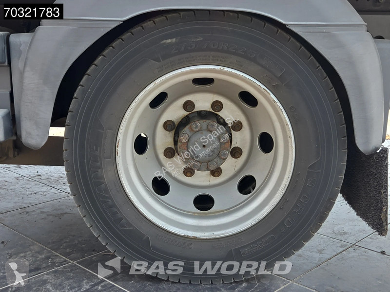 شاحنة Mercedes 1527 4X2 15 tonner Automatic...
