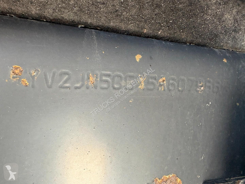 شاحنة Volvo 12380 + HMF 2220 K5 + 8X4 STEERING...