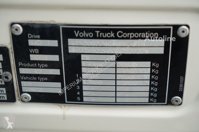 Ciężarówka Volvo FM 370 / KONTENER 7,8 M / 4x2...
