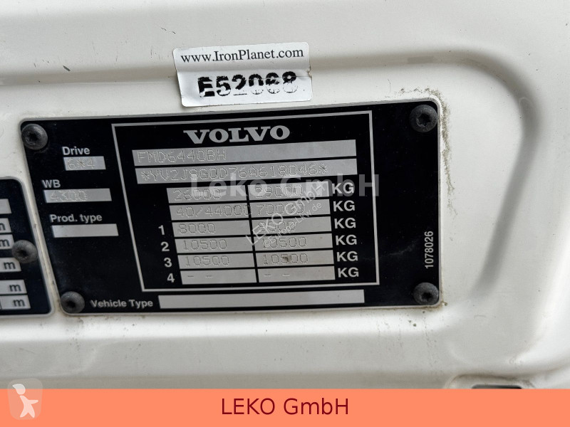 شاحنة Volvo 400 Mit Kran ( Palfinger PK 16502 )