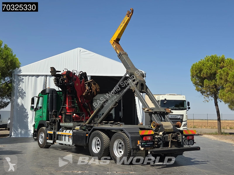 شاحنة Volvo 460 6X4 Palfinger Epsilon Q150Z79...