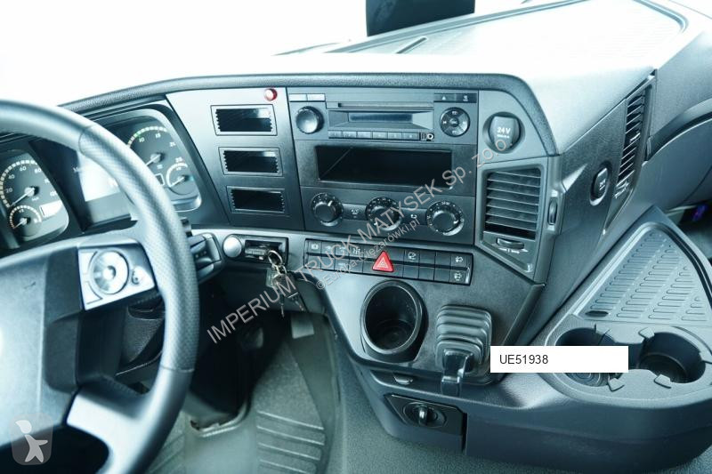 شاحنة Mercedes 2636