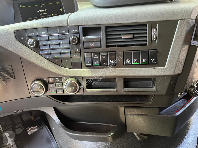 شاحنة Volvo 500  500 XL*6x2*Abrollkipper HYVA...