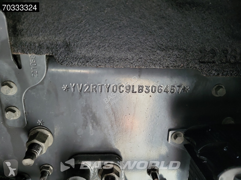 شاحنة Volvo 460  6X2 chassis Full Air...