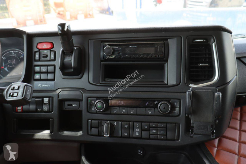 Camion Scania 450