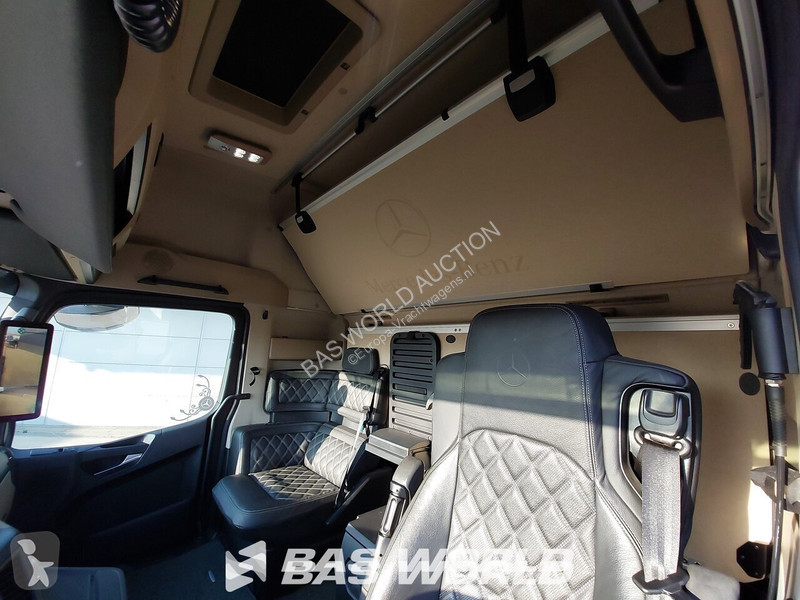 Грузовик Mercedes L L 2848
