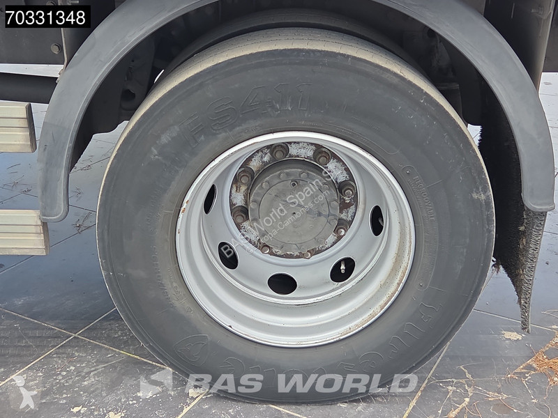 Vrachtwagen Renault D 280 D 4X2 12 toneladas...
