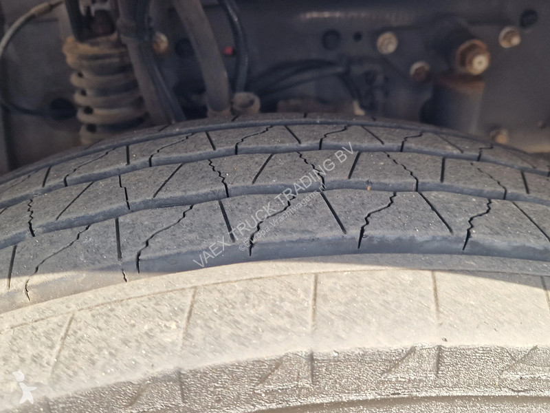 Camion Volvo 250 Thermoking T-1200R - Full air...