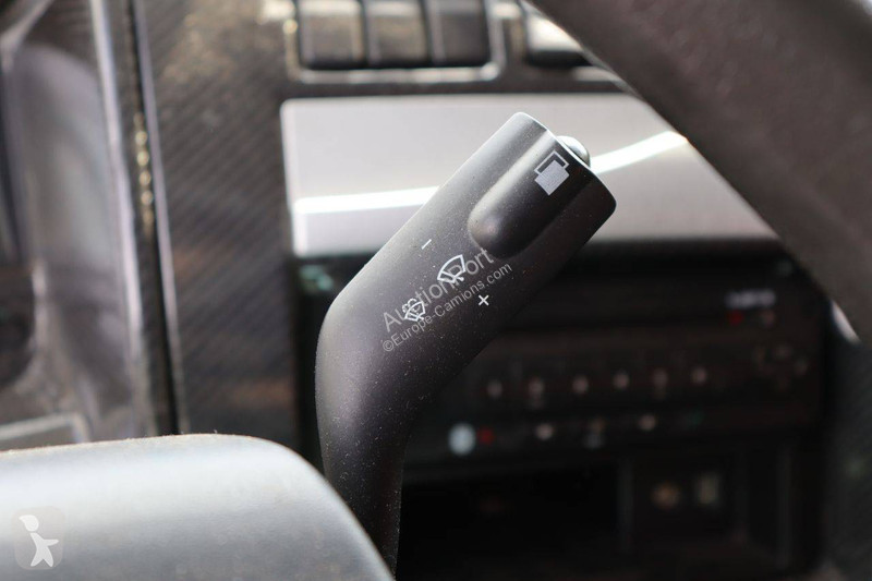 Camião Renault PREMIUM