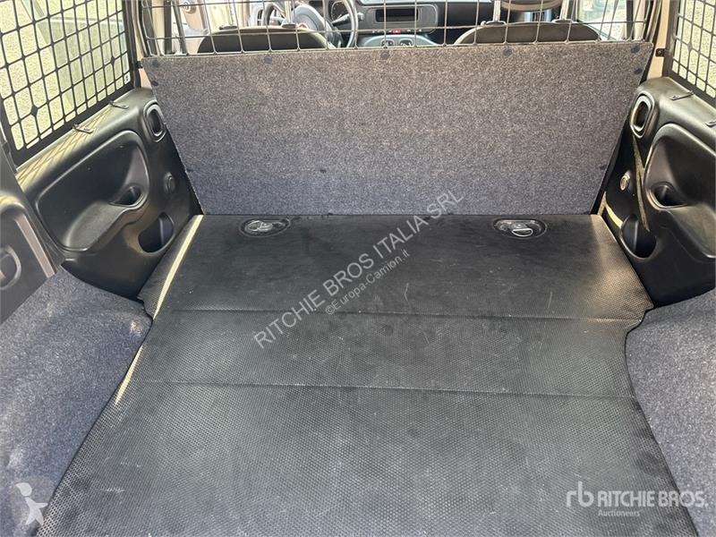 Комерційні автомобілі Fiat Panda