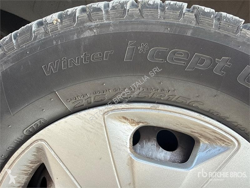 Комерційні автомобілі Ford