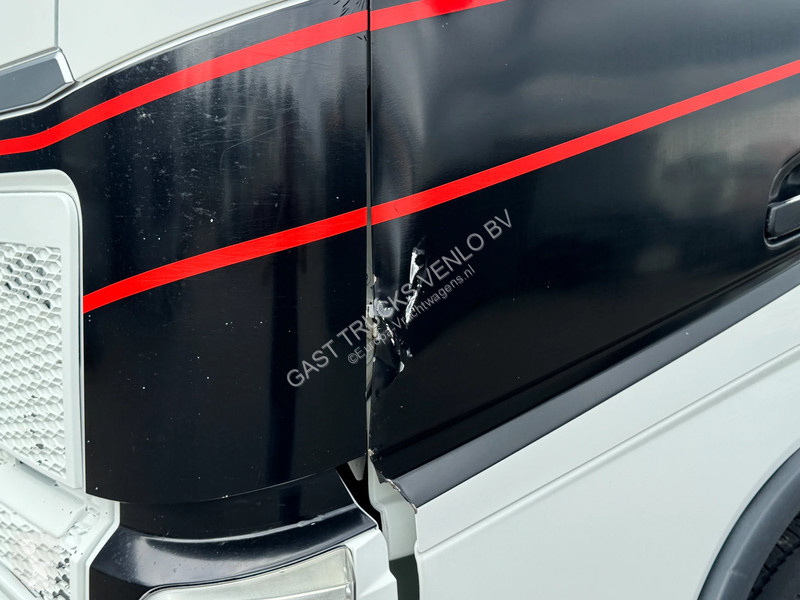 Volvo 500 6x2*4 WB 4.80 Globetrotter VIN KA truck