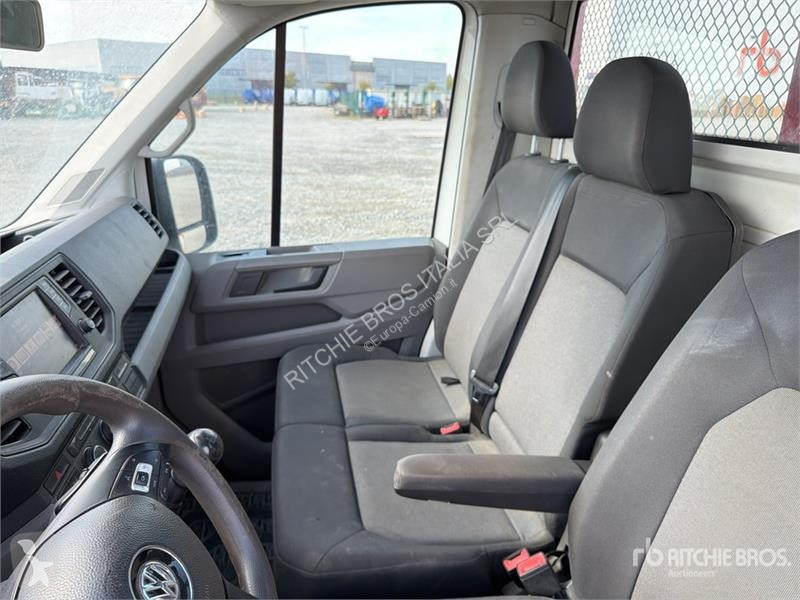 Volkswagen CRAFTER 35 Flatbed Truck truck