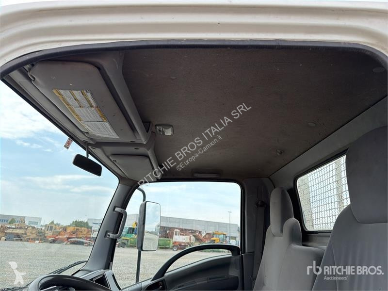 Kamion Isuzu S/A Dump Truck