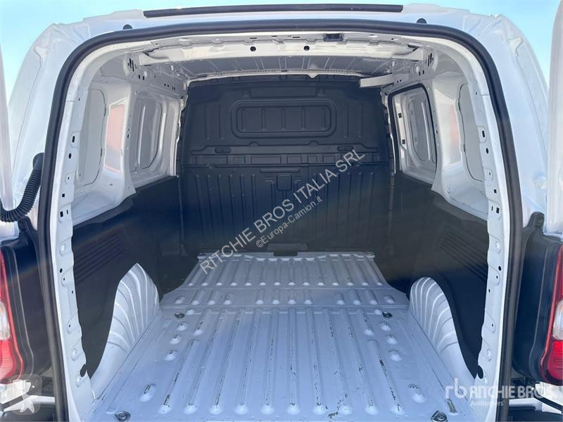 Camión Toyota Proace CITY 1.5D 100CV S&S MT L2...