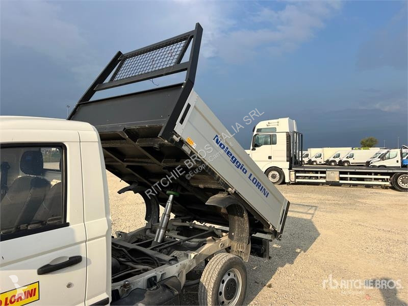 Camion Piaggio NP6 S/A Dump Truck