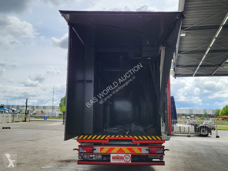 Camion MAN 15.250