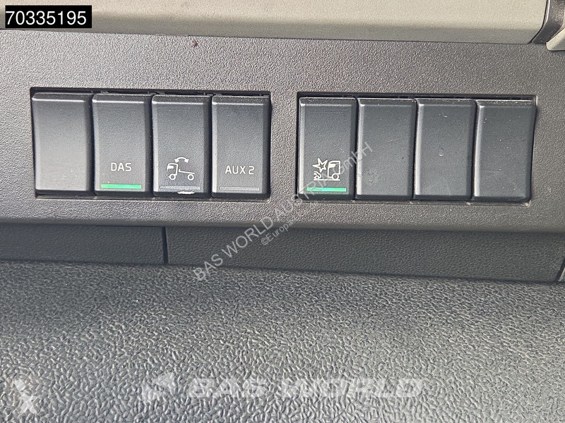 Camion Volvo 460 6X2 700cm platform...