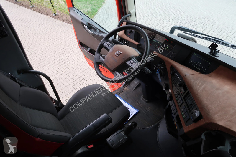 Camion Volvo FH 460 24J3C - Pig transporter