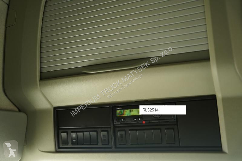 Грузовик Volvo FM 330