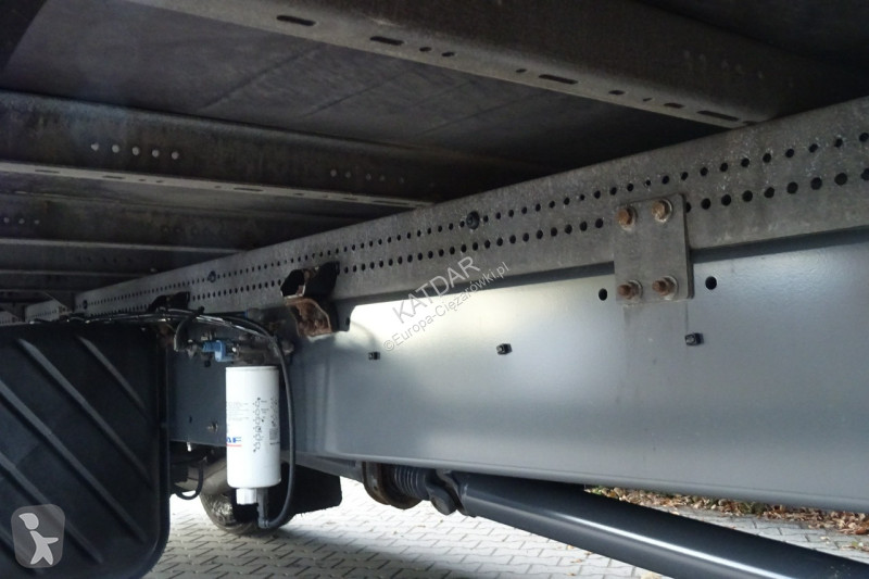 Kamion DAF LF 260 Euro 6 kontener 18 palet...