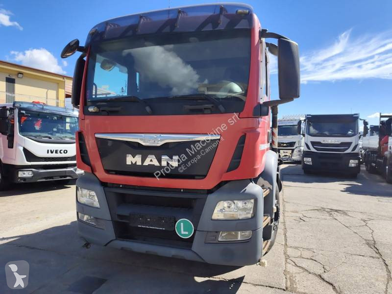 Kamion MAN 26.440