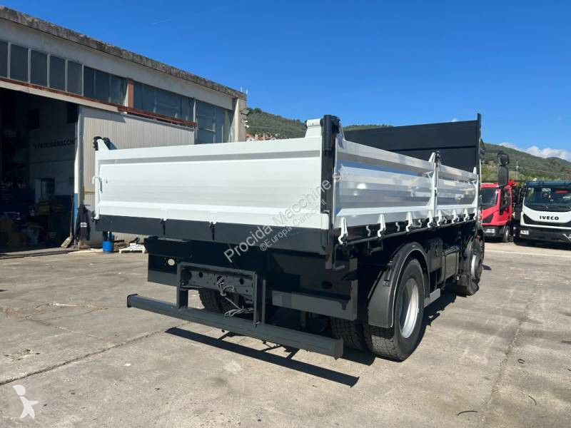 Lastbil Iveco 180E32