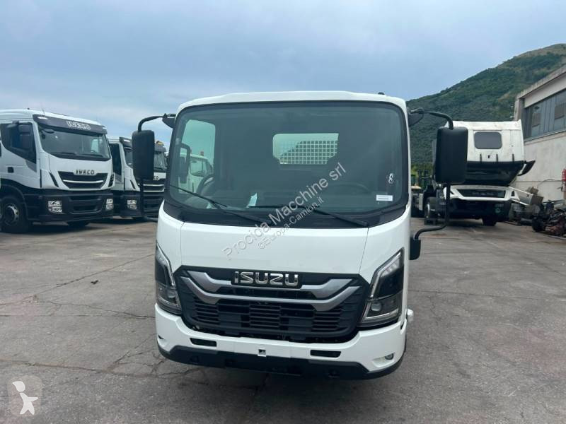 Kamion Isuzu