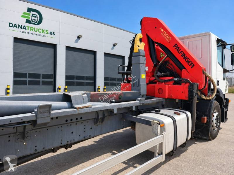 Iveco 260 E 35 truck