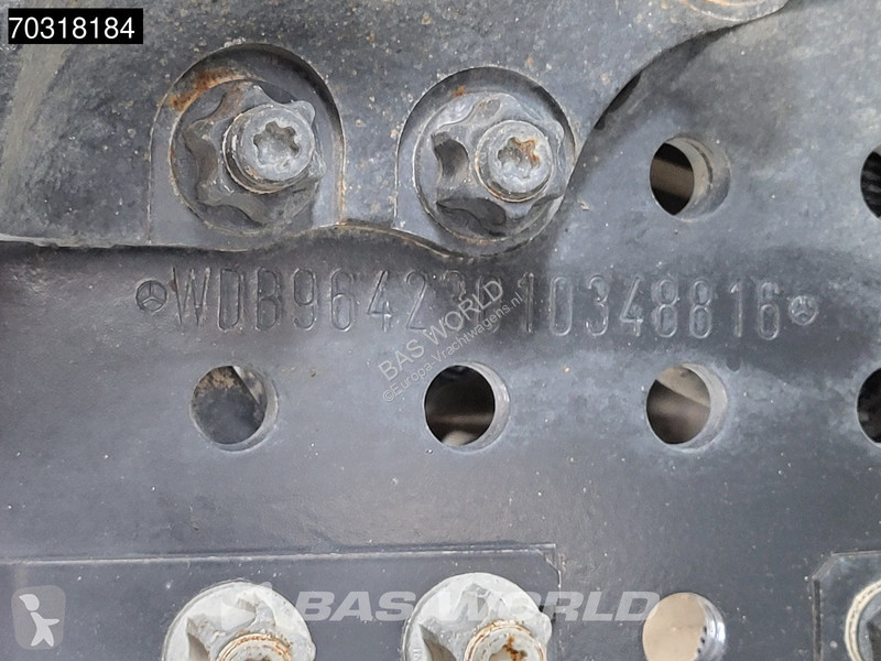 Kamion Mercedes 3243 8X4 16m3 tipper Full Steel...