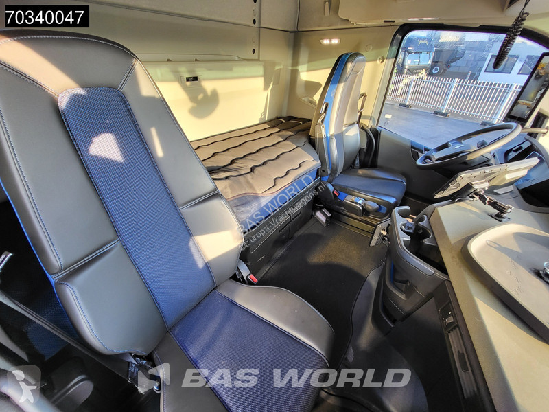 Kamion Volvo FH 540 FH 8X2 -Truck Combination...