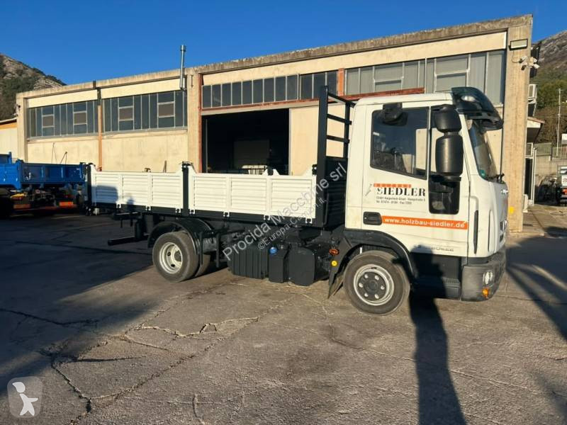 Kamion Iveco 80 E 22