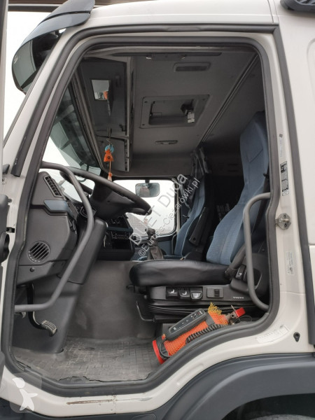 Kamion Volvo FM 440 6x4 HDS FASSI F170 Składany...