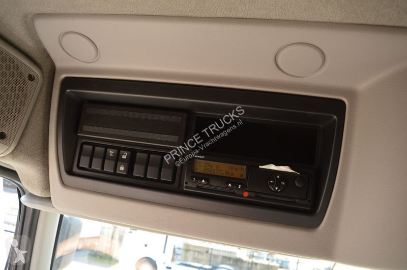 Vrachtwagen Renault 270 * MANUAL * EURO5 * 4X2 *