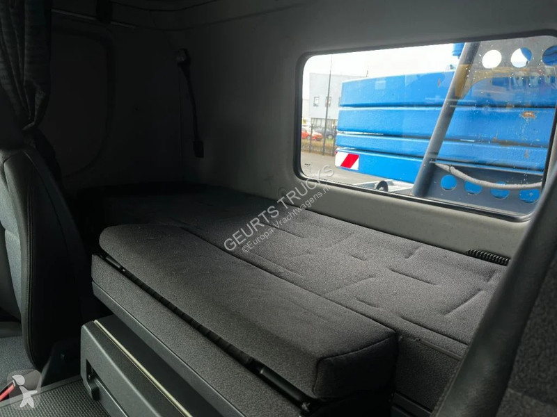 Camion Scania P420 8X4 + LIEBHERR LTF 1045-4.1...