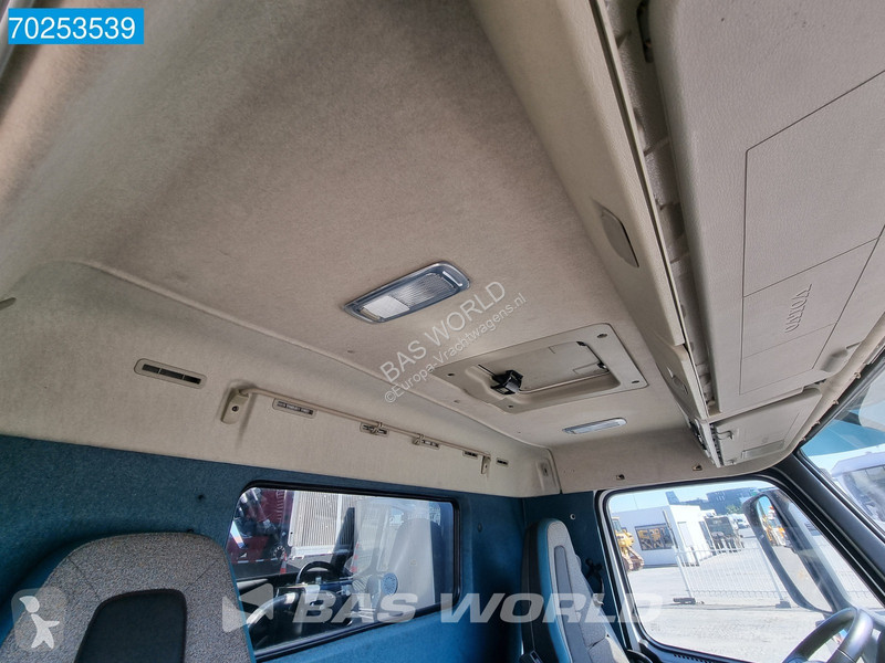 Camion Volvo 420 8X2 Repaired Damage Hiab...