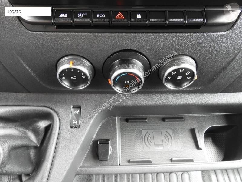 Autoutilitară Renault MASTER PLANDEKA 10 PALET...