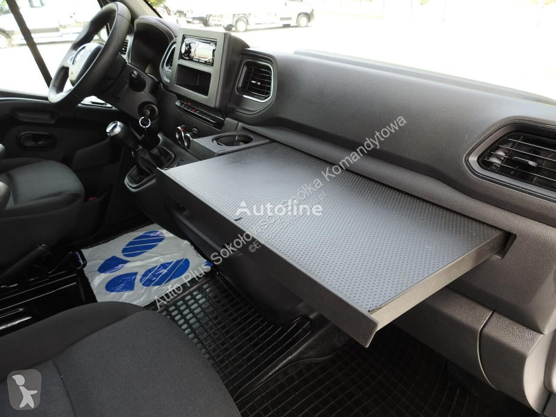 Furgoneta Renault MASTER PLANDEKA 10 PALET...