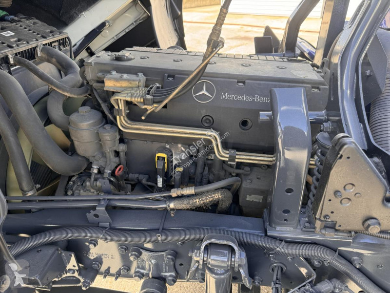 Camião Mercedes 1828K