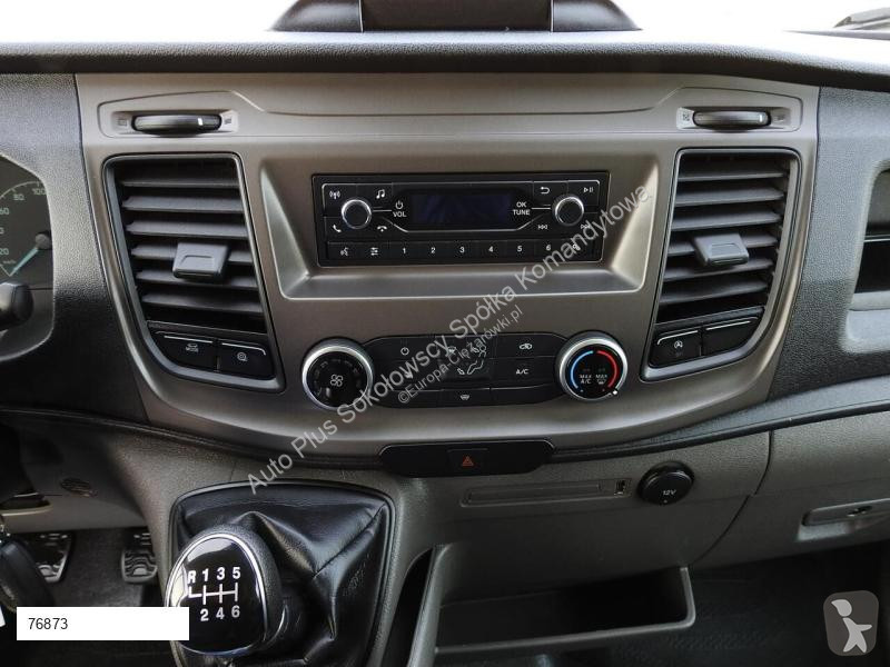 Camion Ford TRANSIT KONTENER WINDA 8 PALET...