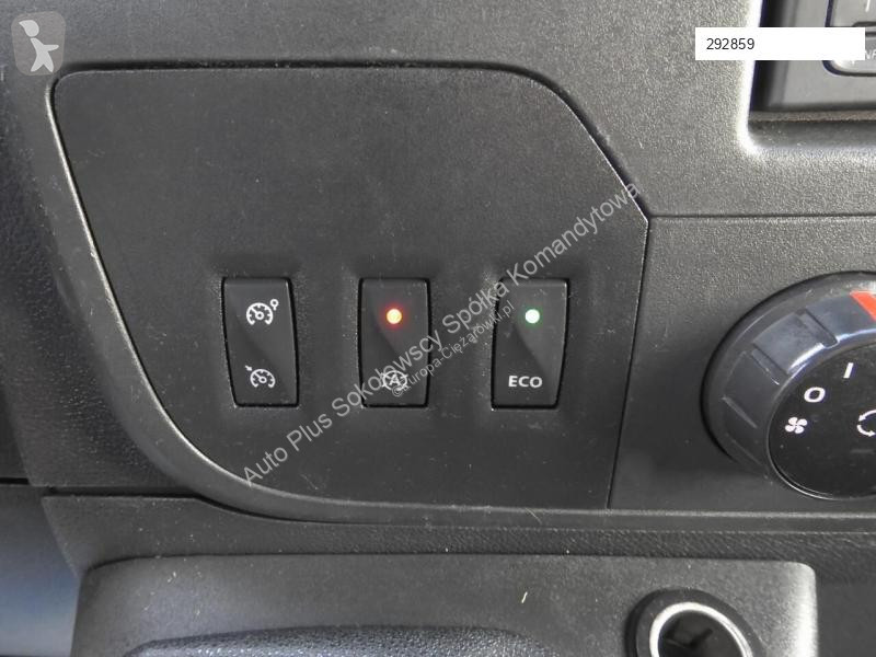 Autoutilitară Renault MASTER PLANDEKA 10 PALET...