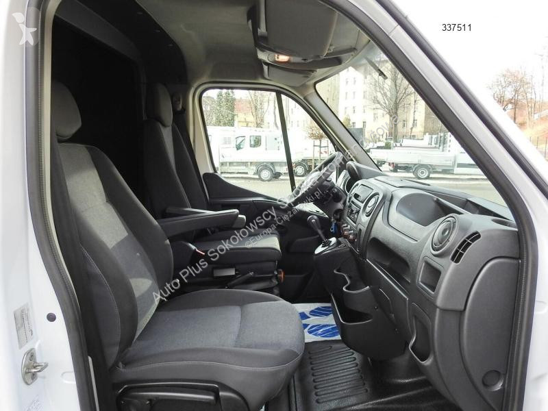 Autoutilitară Renault MASTER PLANDEKA 10 PALET...