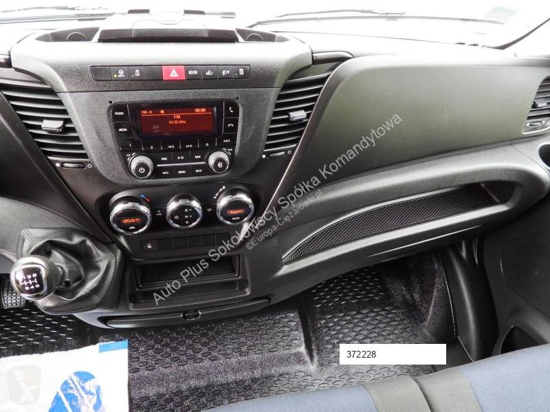 Veicolo commerciale Iveco DAILY  35S18 PLANDEKA...