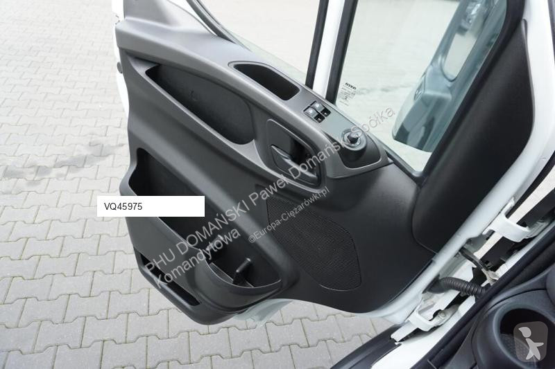 Kamion Iveco DAILY / 70C18 / E 6 / BURTO...