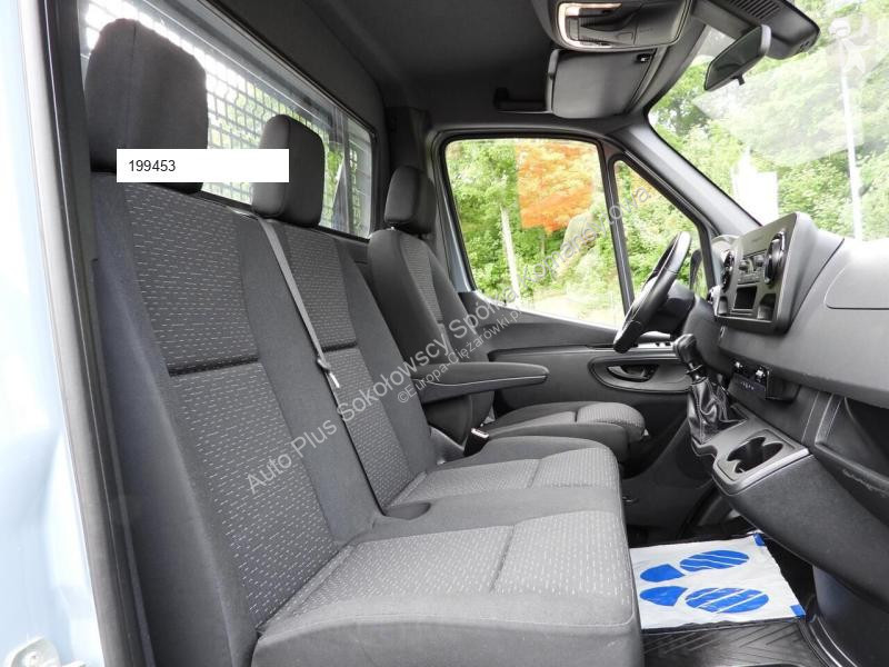 Autoutilitară Mercedes SPRINTER 315 SKRZYNIA 8...