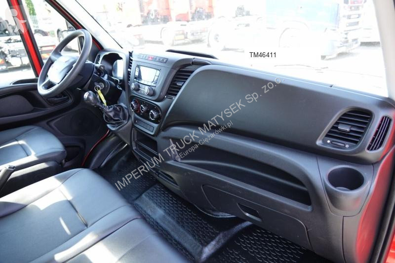 Autoutilitară Iveco DAILY 35C12D / 2,3 D /...