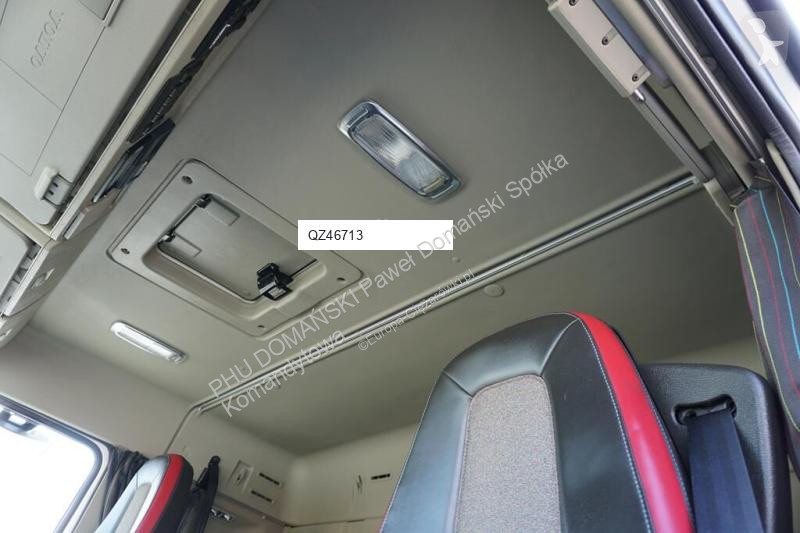Kamion Volvo FM / 410 / E 6 / CHŁODNIA + WINDA...