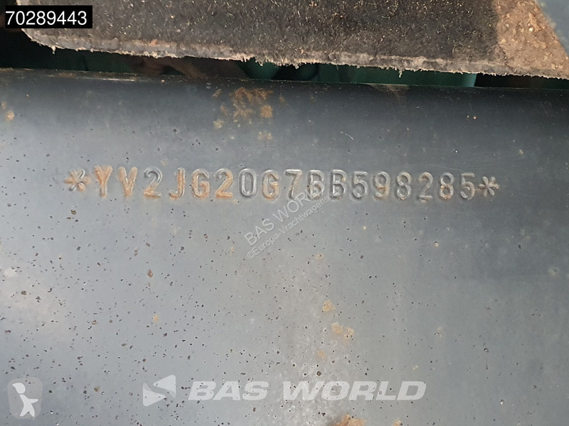 Vrachtwagen Volvo 460 8X4 12m3 Meiller Tipper...