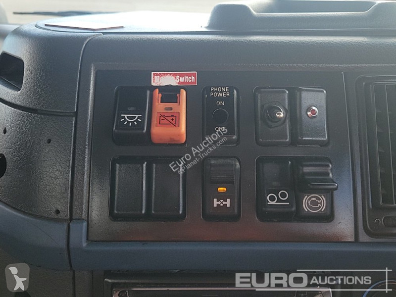Camion Volvo FM300