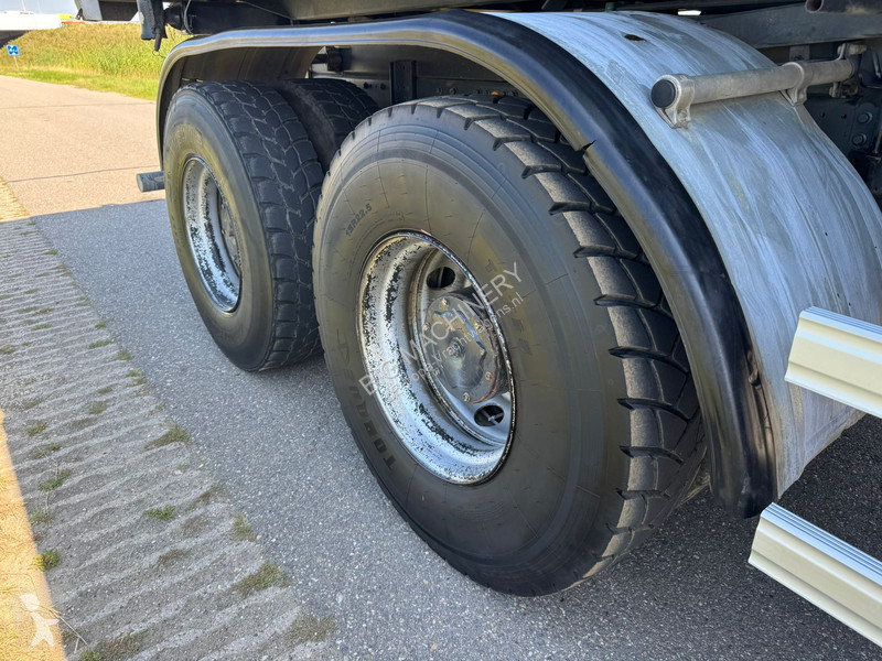 Camion Iveco 410 6x4 Kipper